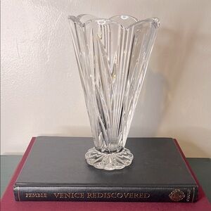 Marquis Waterford Crystal Festivale Scalloped Rim 8'' Flower Vase